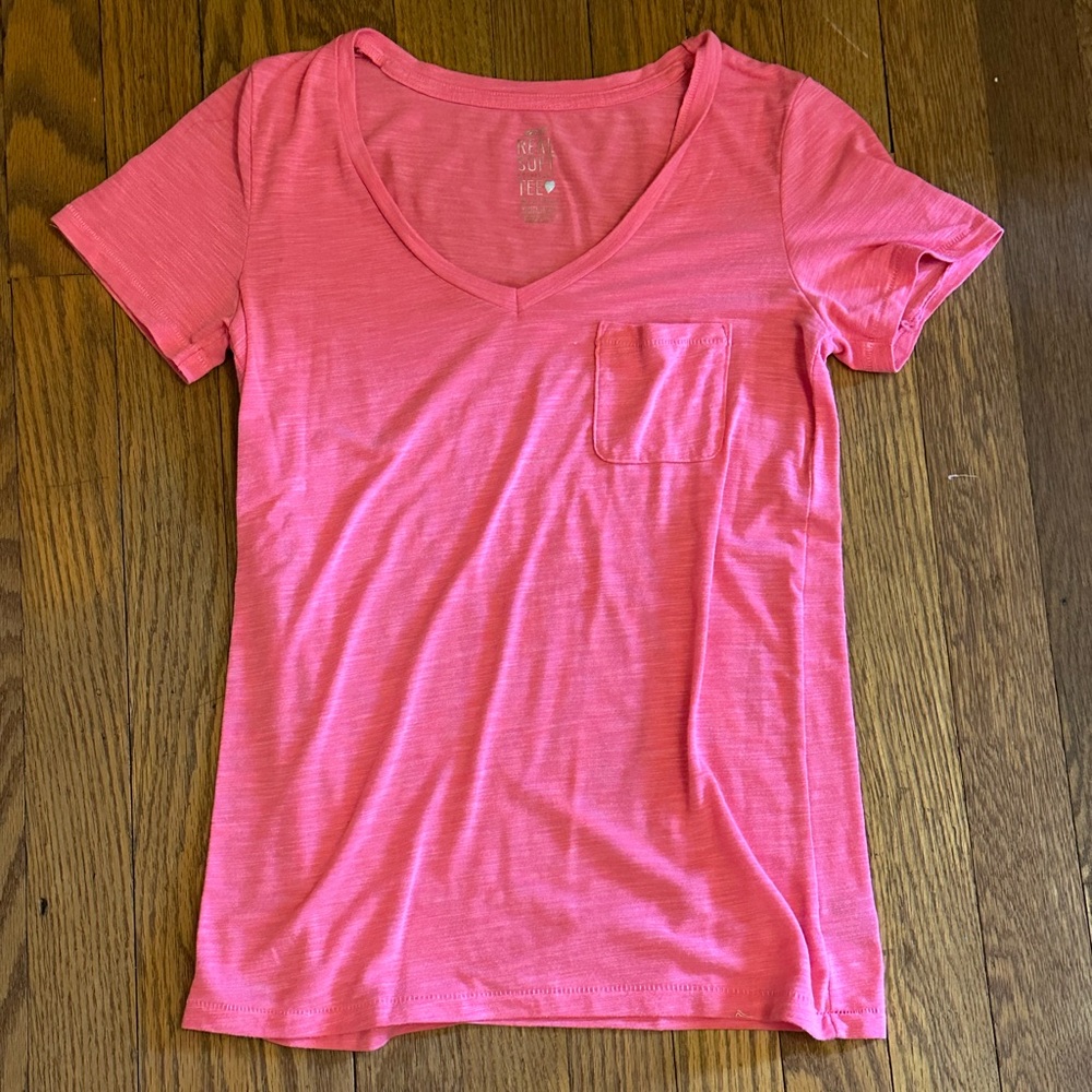 Aerie vneck with pocket soft tshirt size XS